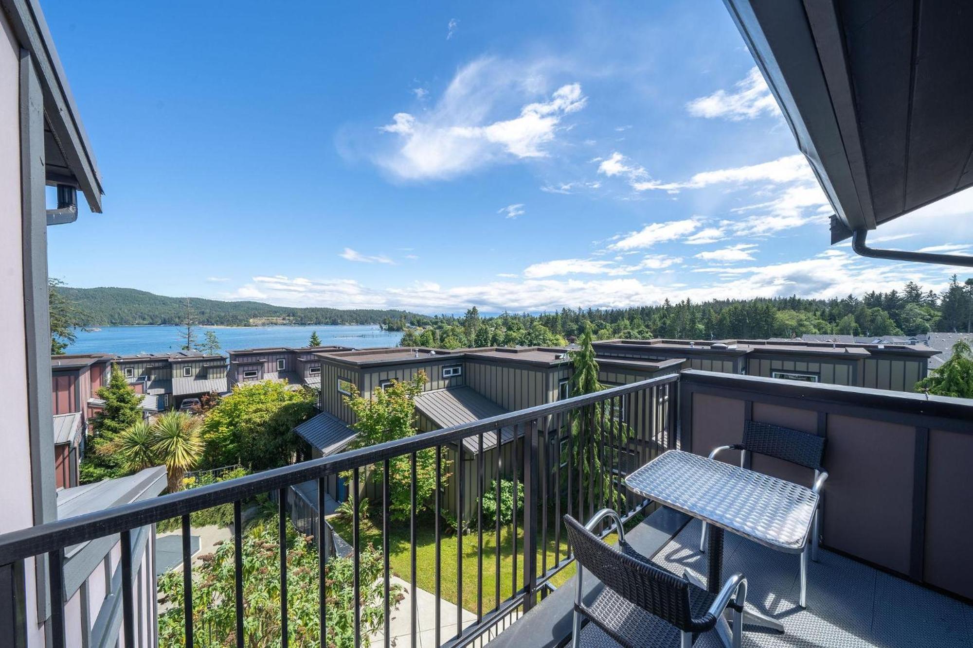 Sooke Harbour Resort & Marina Exterior foto