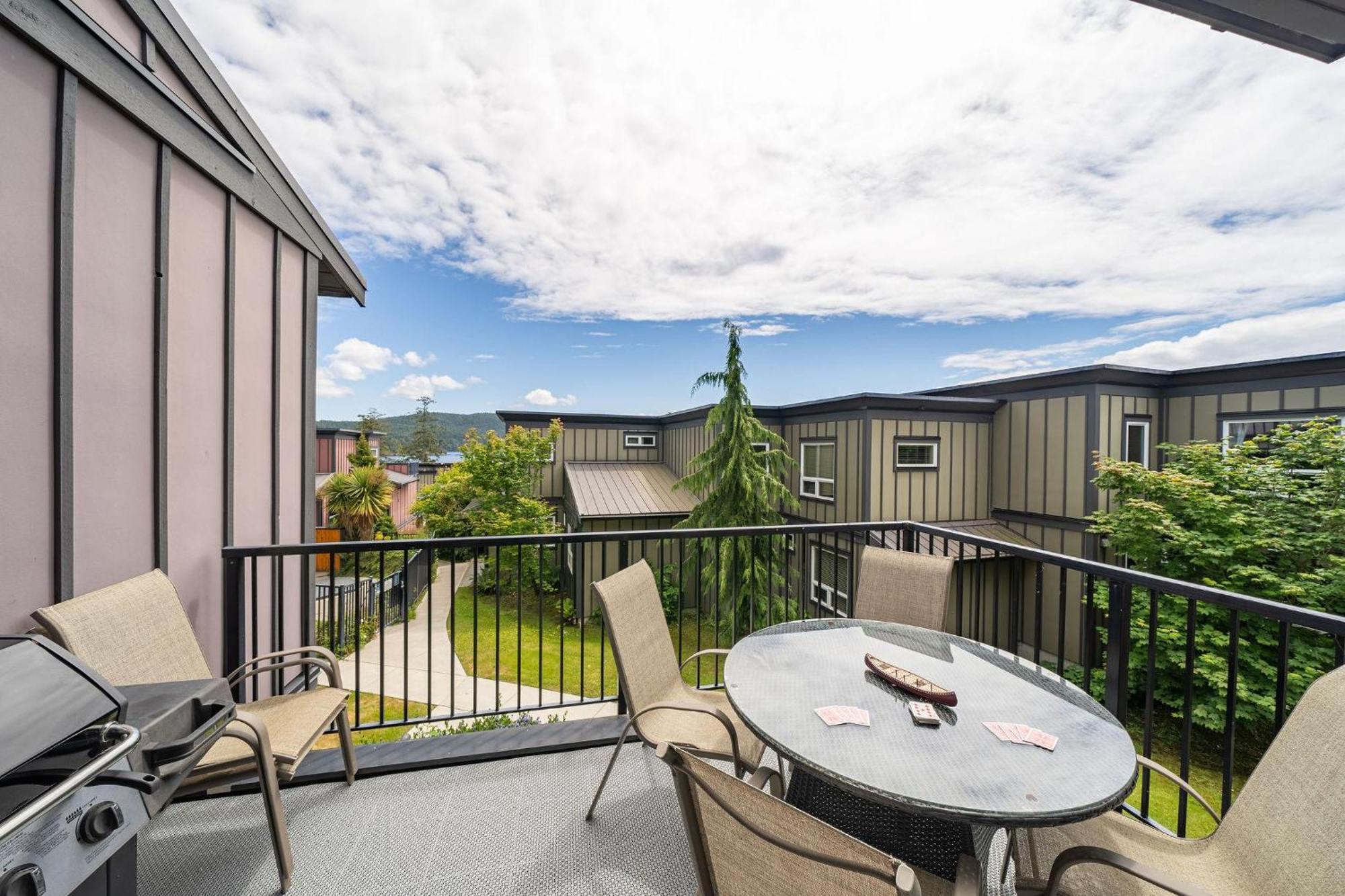 Sooke Harbour Resort & Marina Exterior foto
