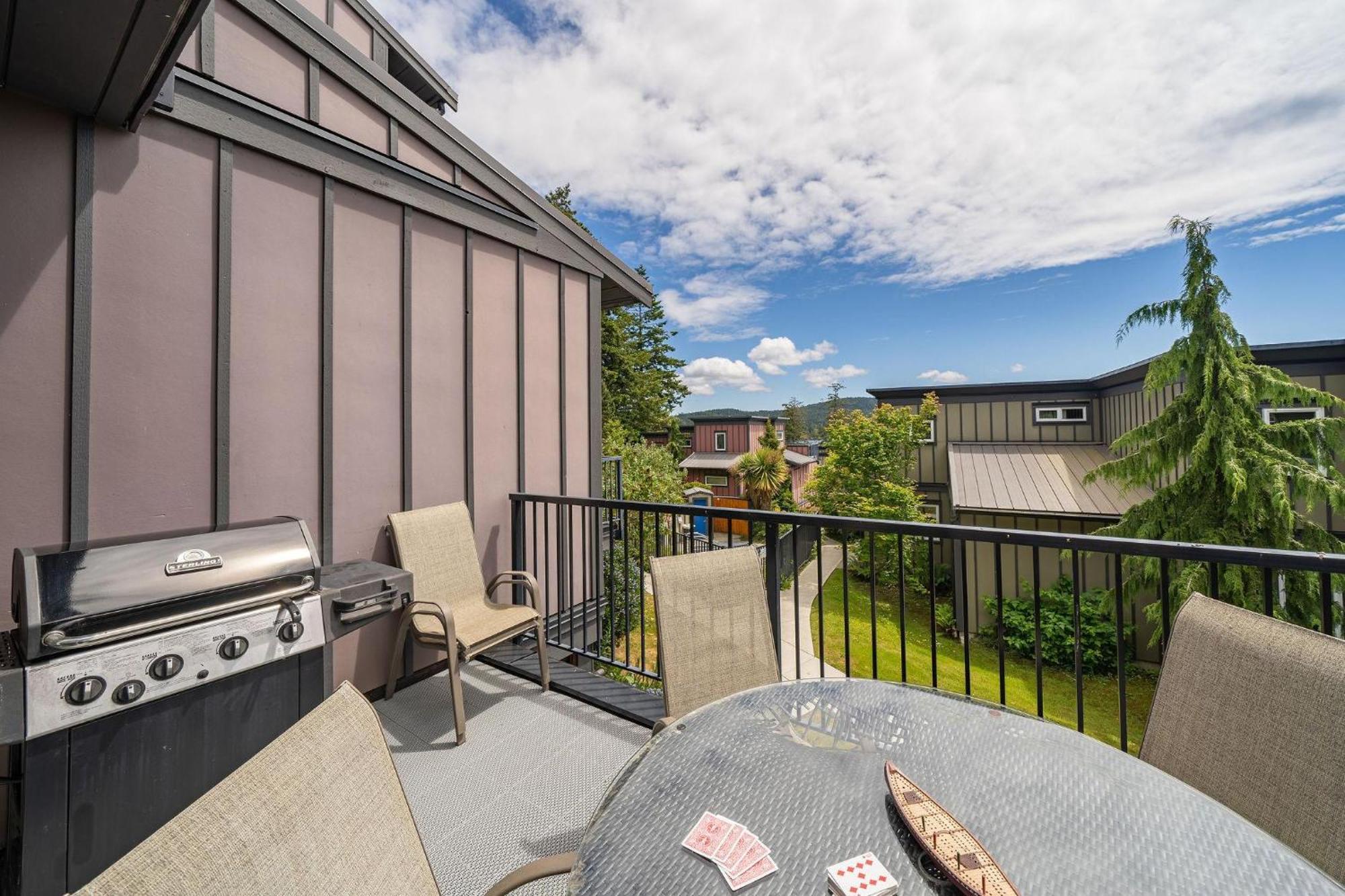Sooke Harbour Resort & Marina Exterior foto