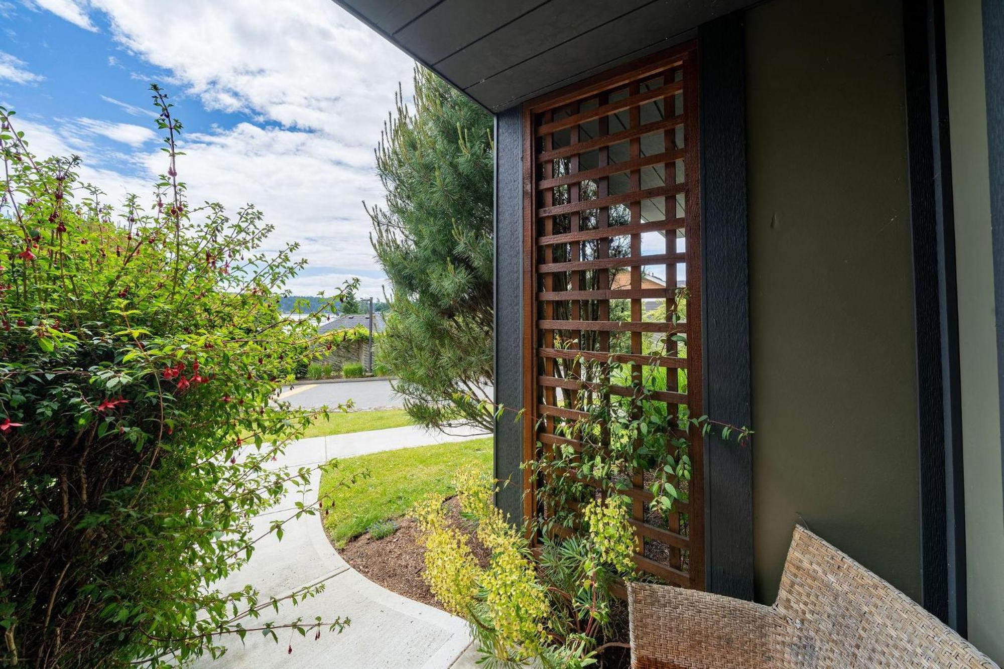 Sooke Harbour Resort & Marina Exterior foto